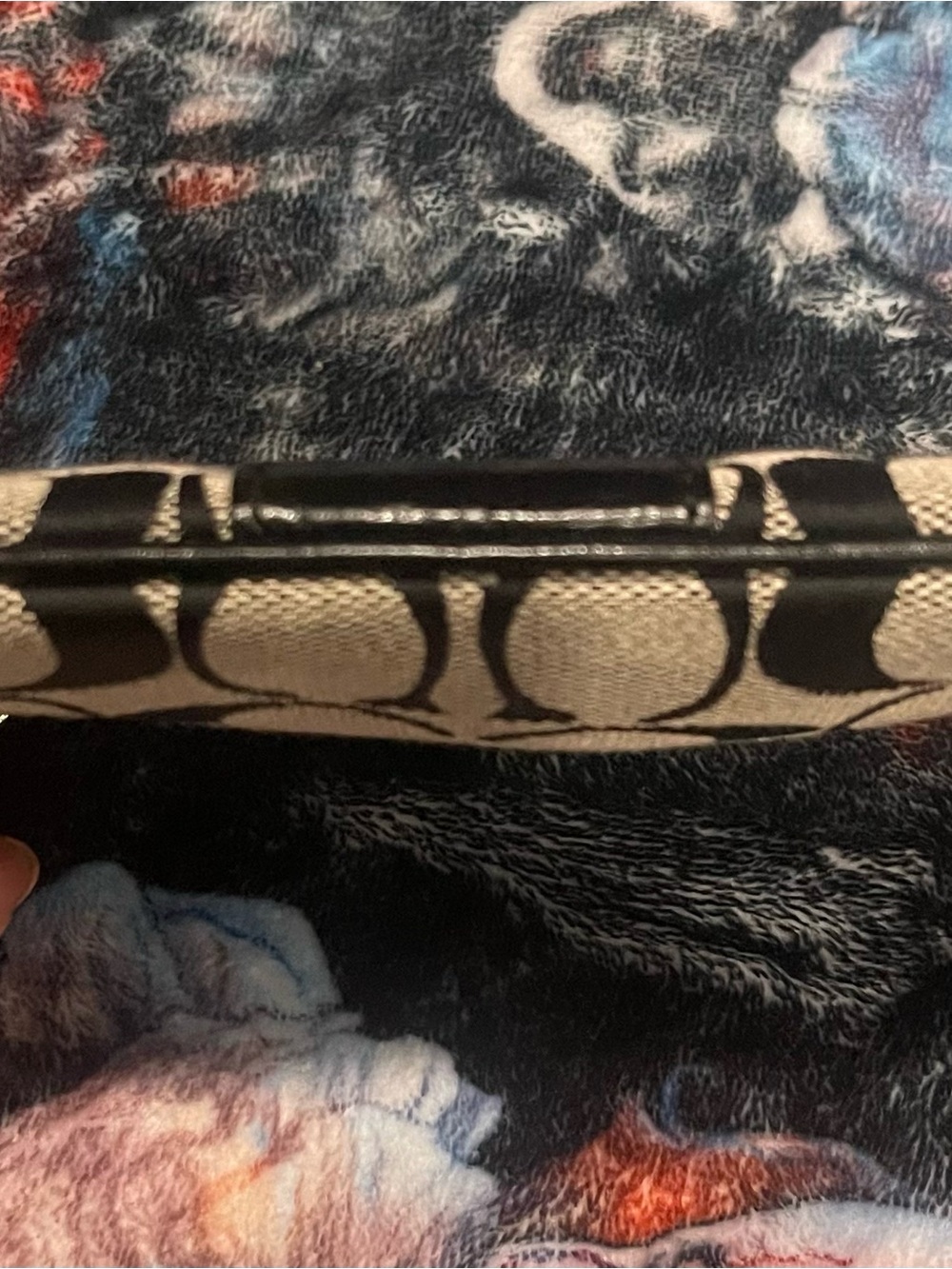 Coach Signature Canvas Wristlet in Black & Gray: No Callouts - Picture 4 of 6